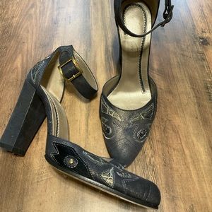 Vintage Kenneth Cole Heels